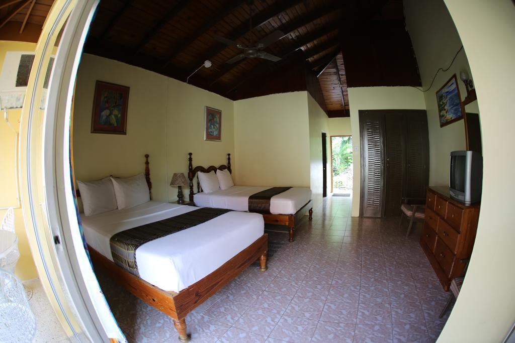 Moonrisevillas Negril Cameră foto
